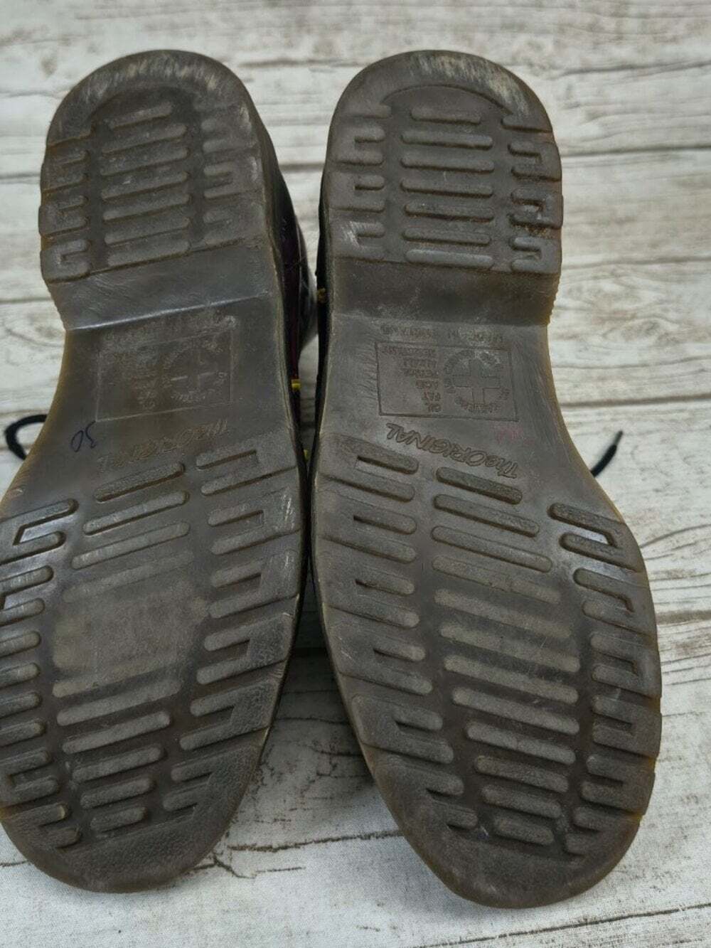 Vintage Dr. Martens 1460 Made in England Hand Painted Skull Beast Boots Size 4 - Picture 12 of 12